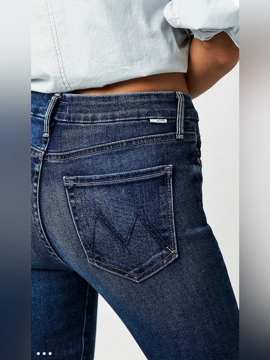 MOTHER Denim - MOTHER The looker ankle fray. Size 28. Partner in Crime.